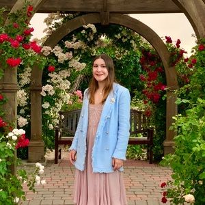 Meet your Posher, Macarena